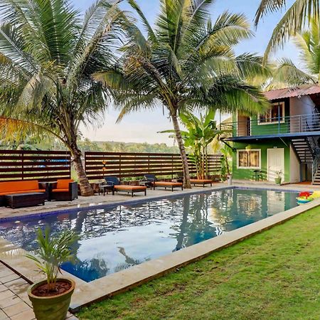 Treebo Morjim Banyan Resort Экстерьер фото