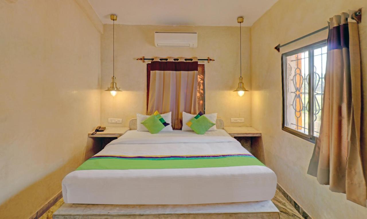 Treebo Morjim Banyan Resort Экстерьер фото