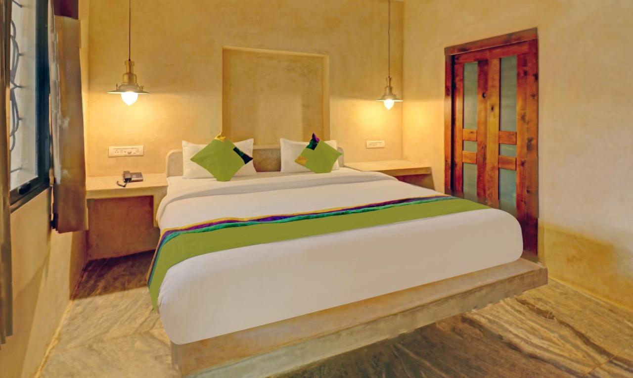 Treebo Morjim Banyan Resort Экстерьер фото