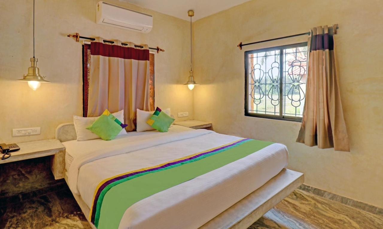Treebo Morjim Banyan Resort Экстерьер фото