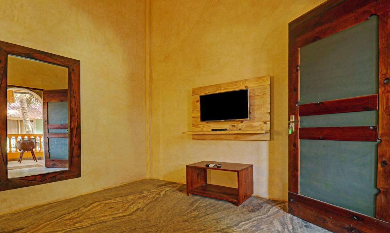 Treebo Morjim Banyan Resort Экстерьер фото