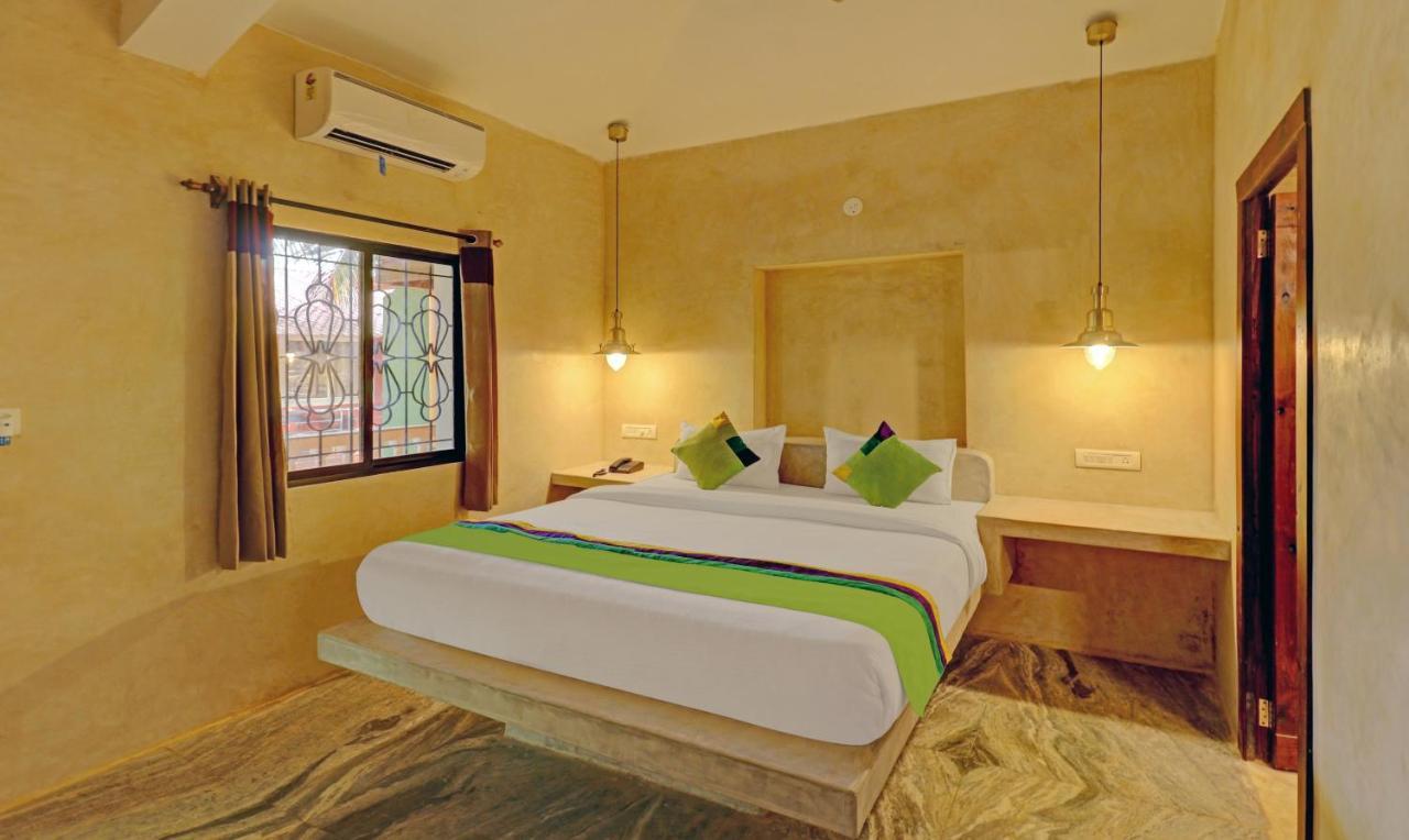 Treebo Morjim Banyan Resort Экстерьер фото