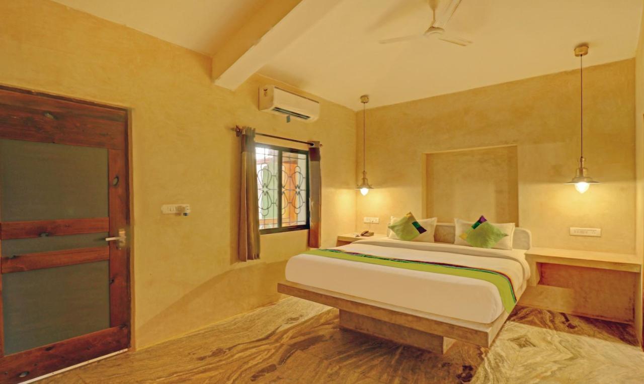Treebo Morjim Banyan Resort Экстерьер фото